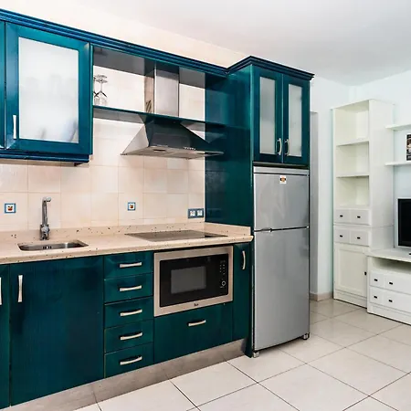 Marina Rubicon Number 1 Playa Blanca